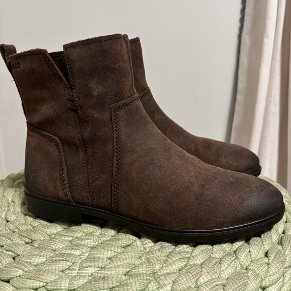 Ecco Touch 15 B Coffee Brown Oiled Leather Lightweight Flat Ankle Boots NWOB - Picture 1 of 10